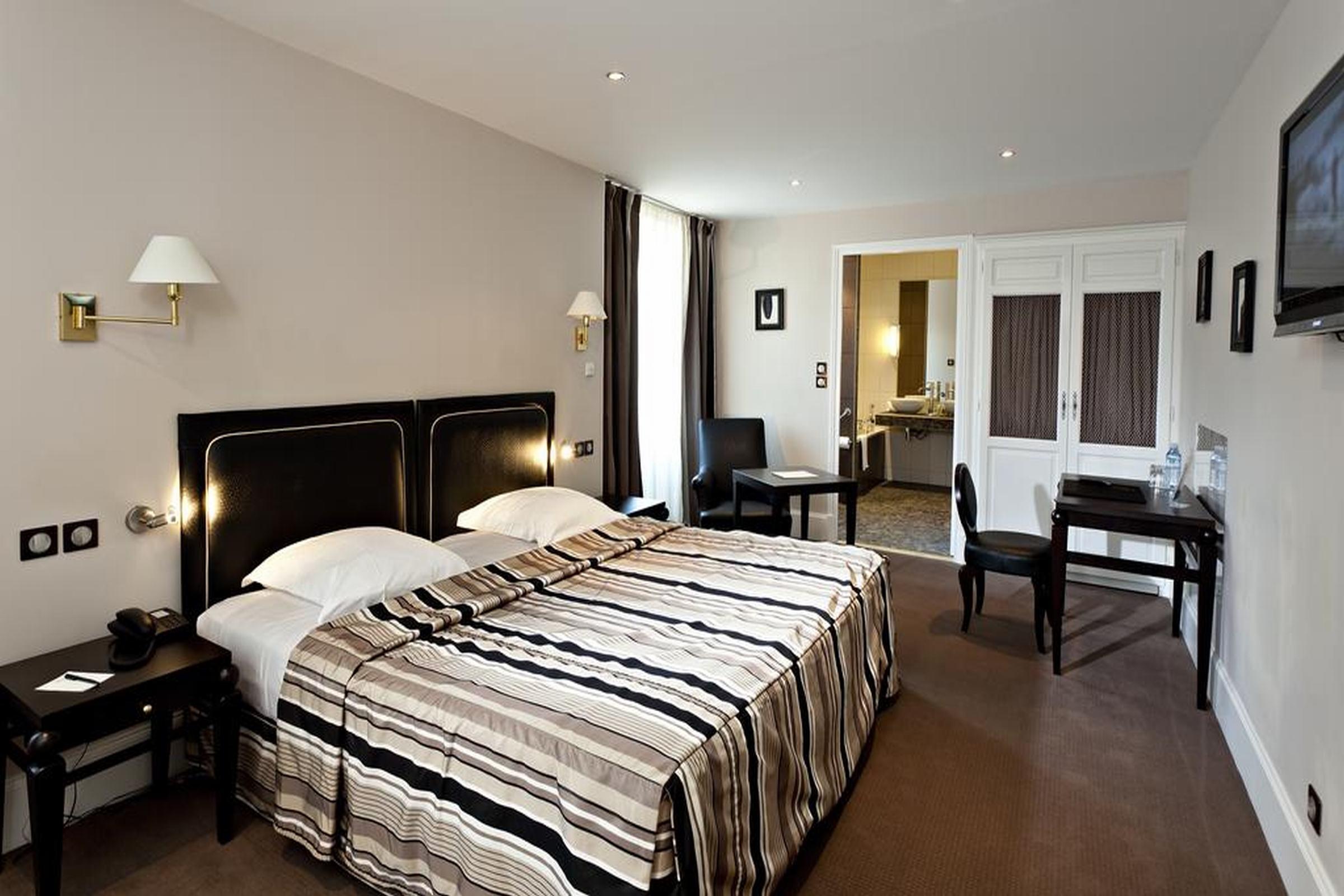 Hotel De La Poste โบน ภายนอก รูปภาพ